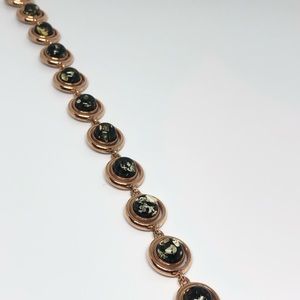 Amber bracelet (AC1)